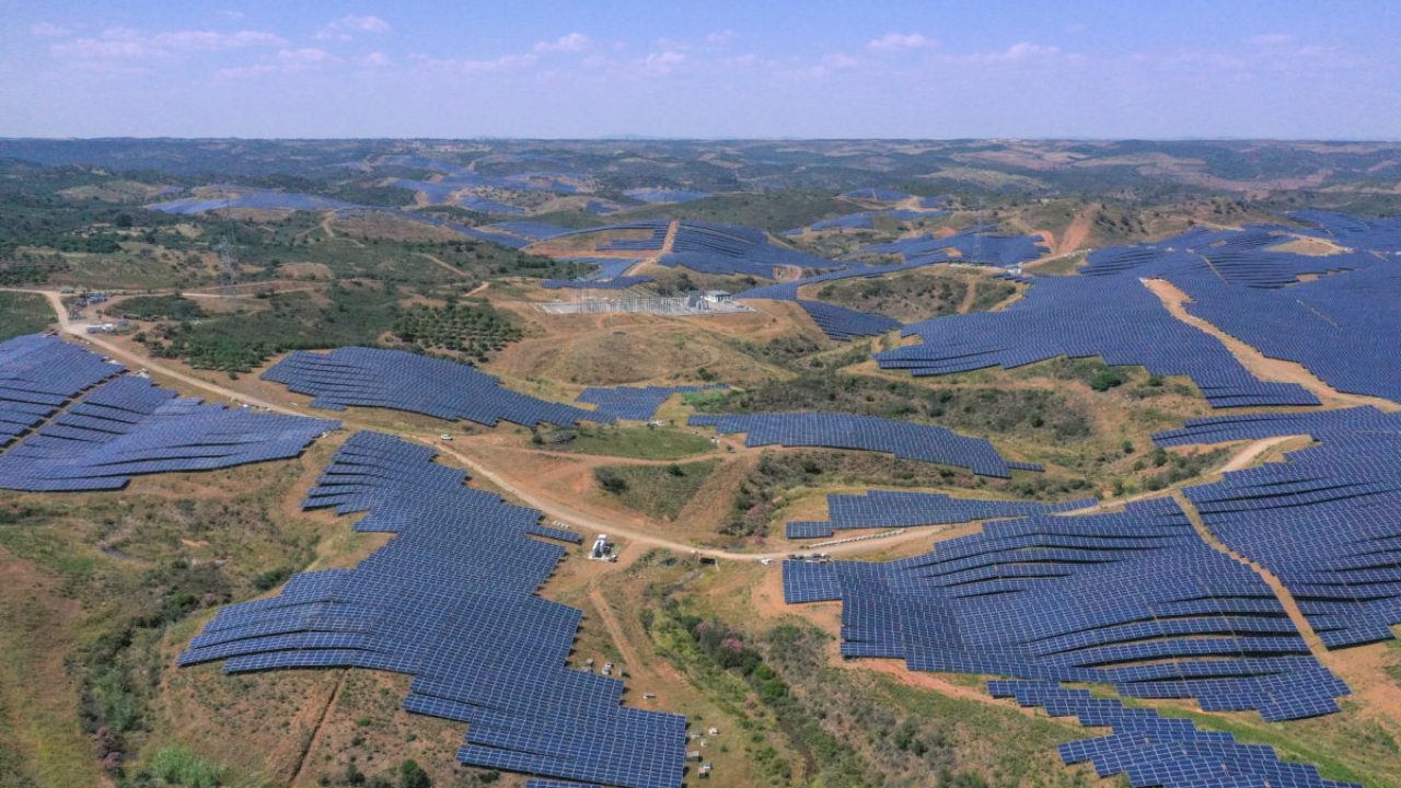 central-fotovoltaica-solara4-220mwp-martim-longo-alcoutim